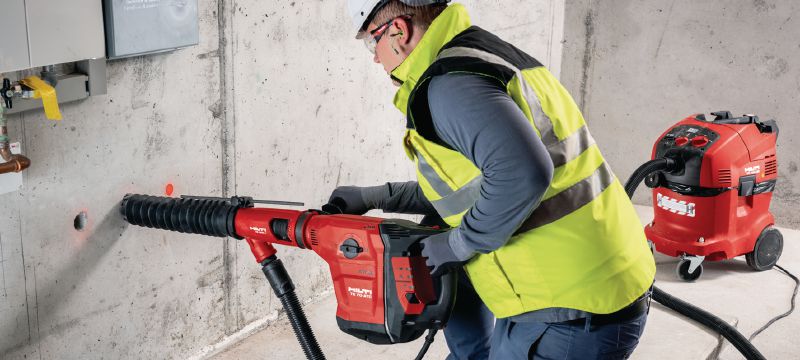 TE 70-ATC/AVR Rotary hammer Very powerful SDS Max (TE-Y) rotary hammer for heavy-duty drilling and chiseling in concrete Applications 1