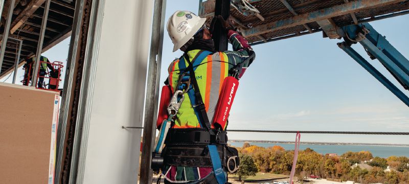 Overhead exoskeleton Passive exoskeleton to help relieve strain on shoulders and arms during overhead installation work Applications 1