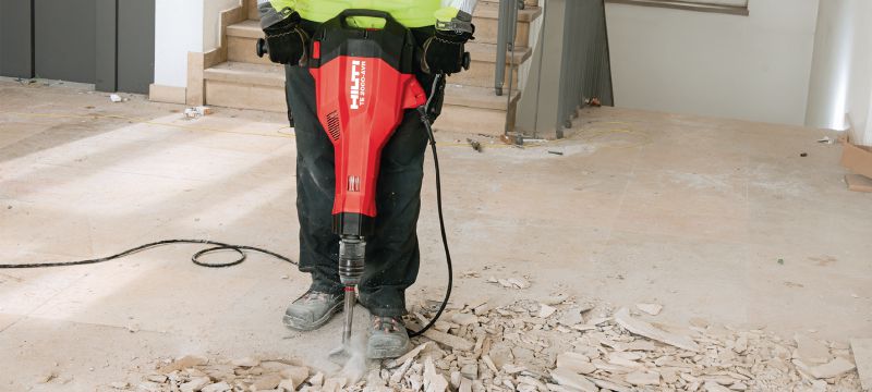 TE 2000-AVR Electric jackhammer Powerful and extremely light TE-S breaker for concrete and demolition work Applications 1