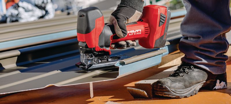 SJT 6-A22 Cordless jig saw Powerful 22V cordless jigsaw with barrel T-grip for curved cuts above or below the work surface Applications 1