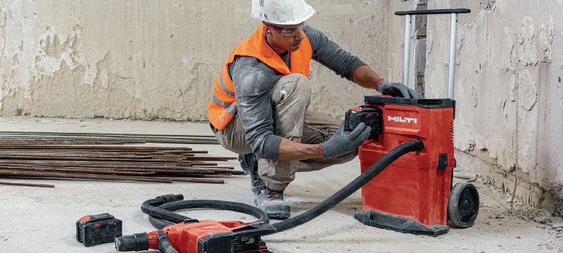 VC 4MX-22 T15 Cordless M-Class dust extractor Powerful cordless dust extractor with large container for connection with power tools and jobsite clean ups (wet & dry), 15l tank (Nuron battery) Applications 1