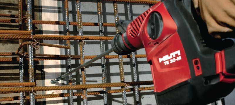 TE 30-M AVR Rotary hammer Powerful SDS Plus (TE-C) rotary hammer for heavy-duty concrete drilling and corrective chiseling, with Active Vibration Reduction (AVR) Applications 1