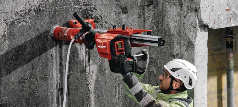 DD 150-U-22 cordless core drill Cordless diamond coring machine for handheld or rig-based coring from 52-162 mm (2 – 6-3/8) in concrete or up to 252mm (10) in masonry (Nuron battery) Applications 1