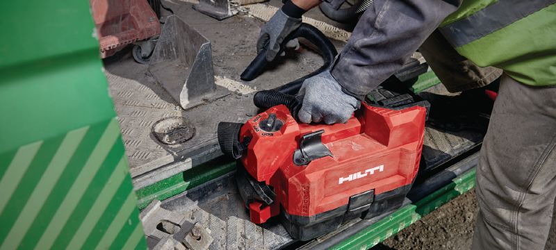 VC 2D-22 Cordless construction vacuum Compact and cordless construction vacuum for jobsite clean ups (dry), 3.5l tank (Nuron battery) Applications 1