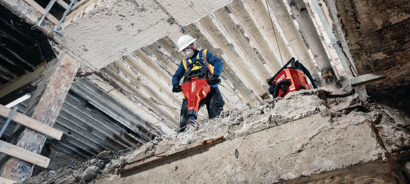 TE 2000-22 Cordless jackhammer Powerful and light battery-powered jackhammer for breaking up concrete and other demolition work (Nuron battery platform) Applications 1